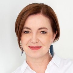Dr. Kőszeginé Földes Piroska lakberendező